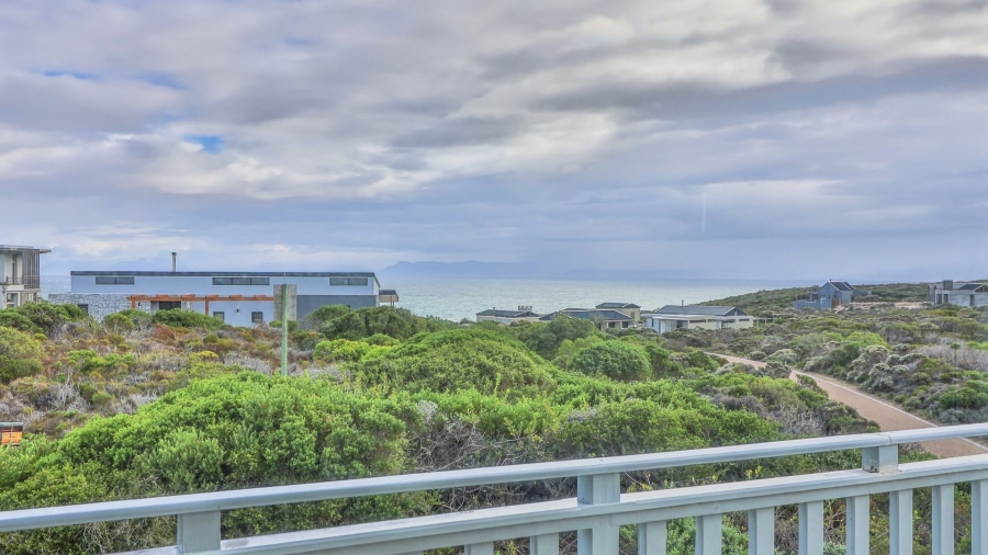 3 Bedroom Property for Sale in Birkenhead Western Cape